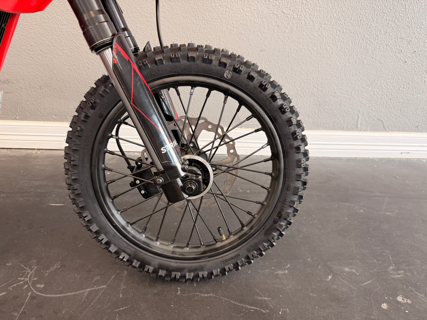 Strike Shadow 48V Red
