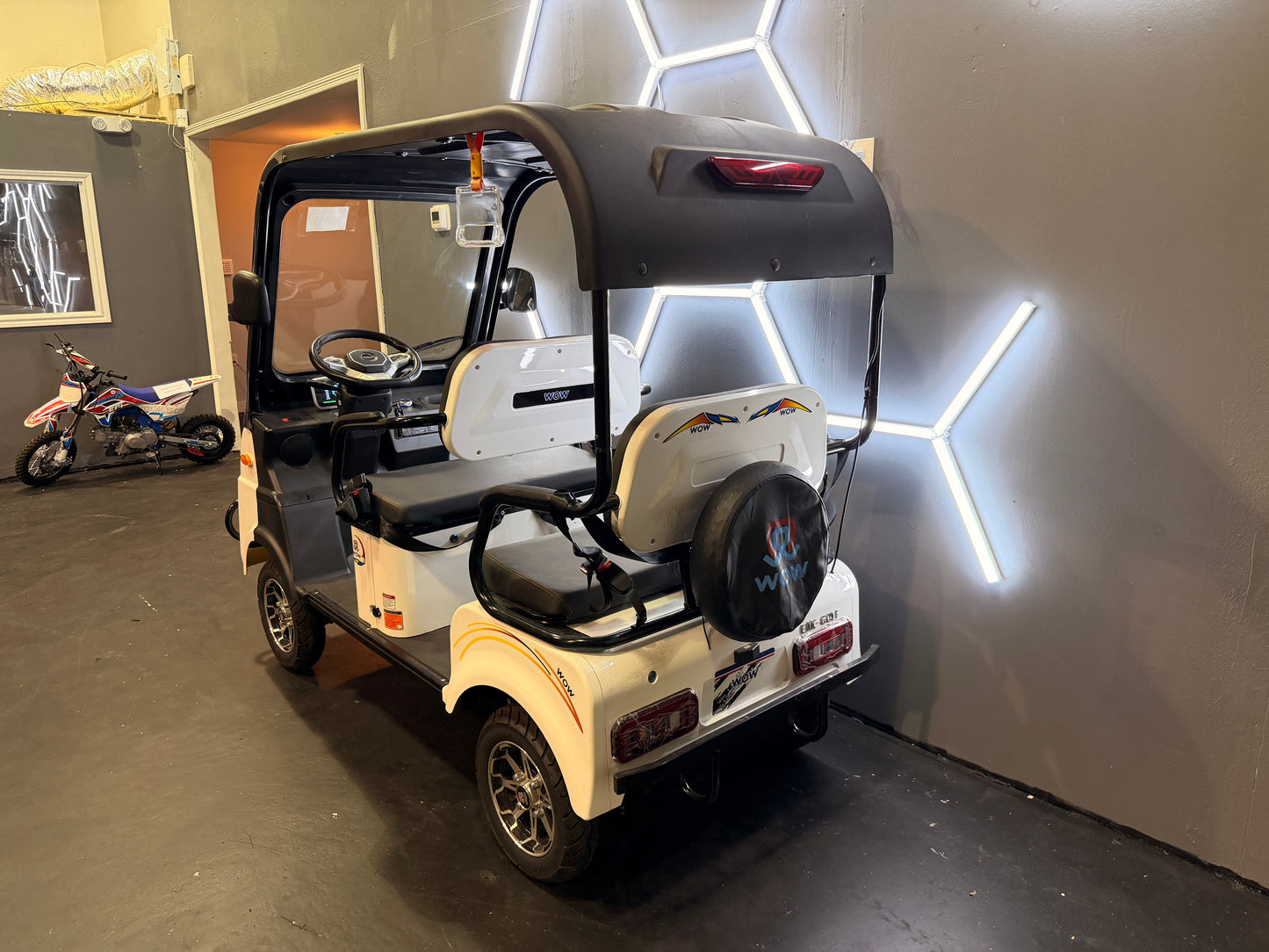 2025 Vitacci WOW Cart White