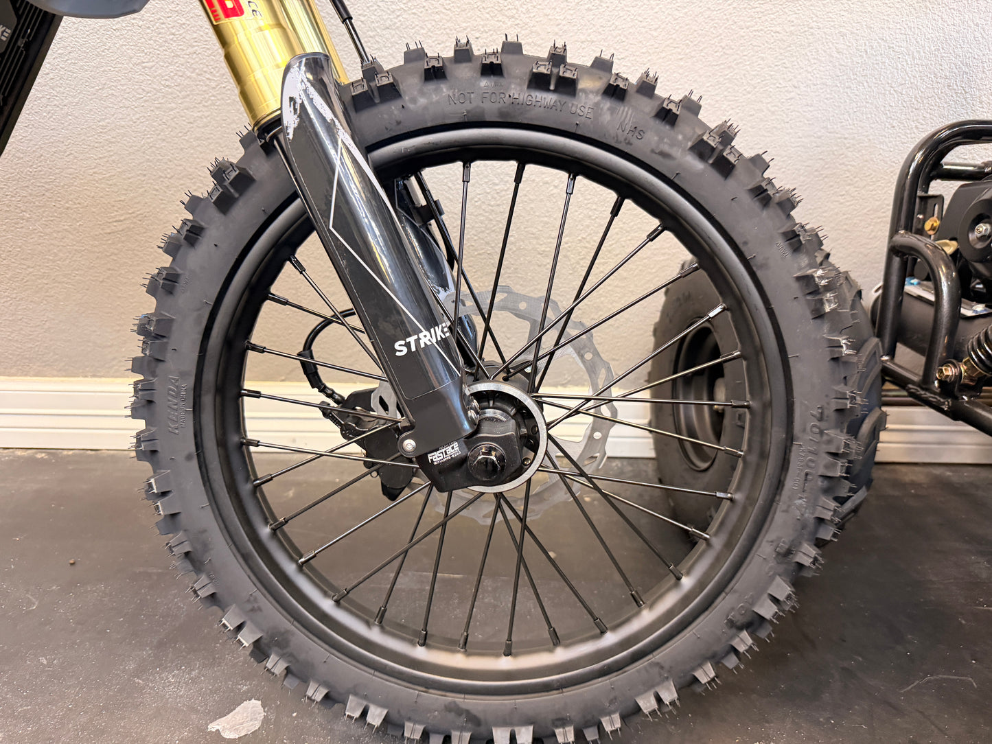 Strike Shadow 72v Gray