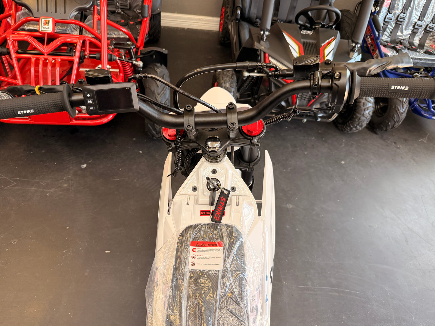 Strike Shadow 60 Volt White