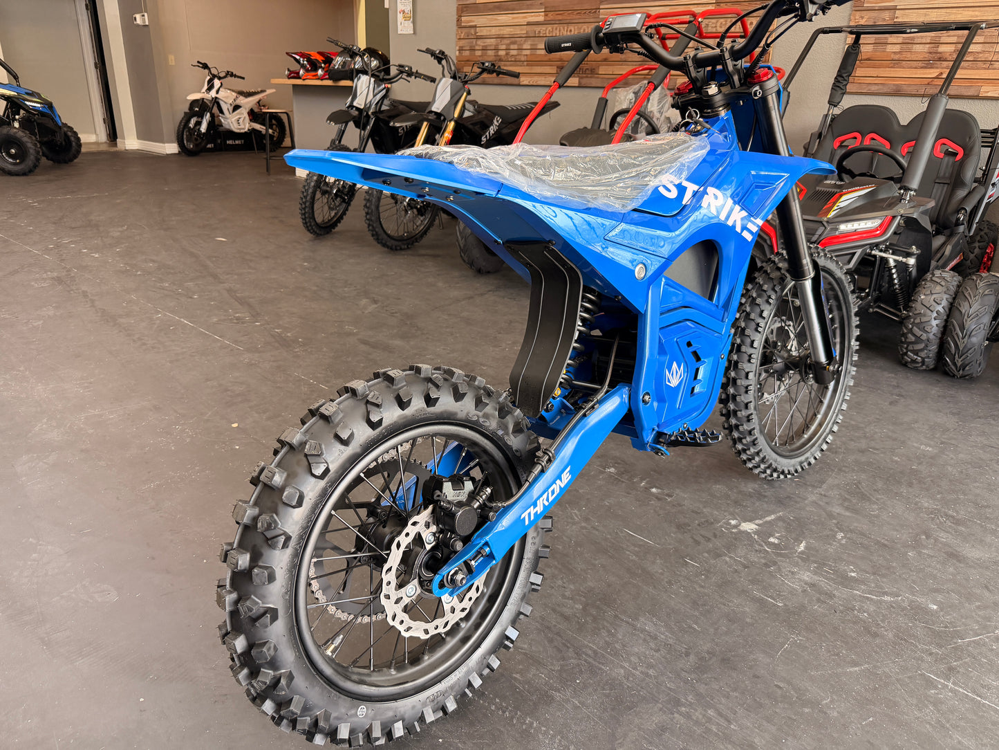 Strike Shadow 60 Volt Blue